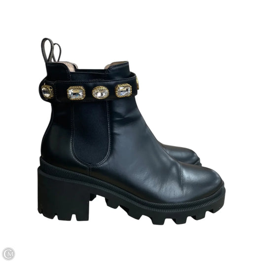 Boots Luxury Designer By Gucci In Black, Size: 8