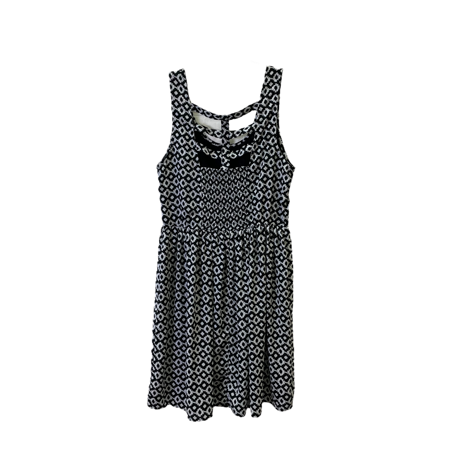 Black & White Dress Casual Short By Xhilaration, Size: S