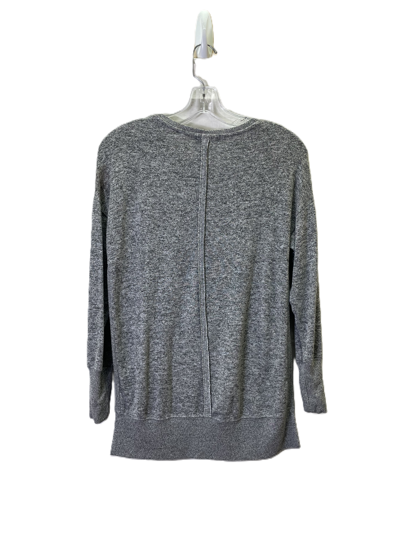 Top Long Sleeve By Gibson In Grey, Size: Sp