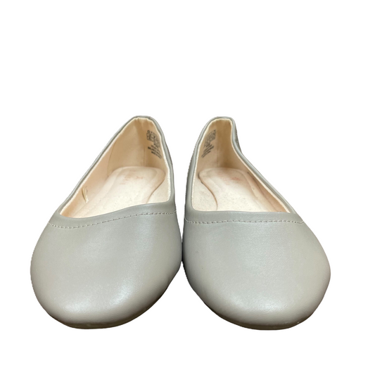 Grey Shoes Flats By Danskin, Size: 8.5