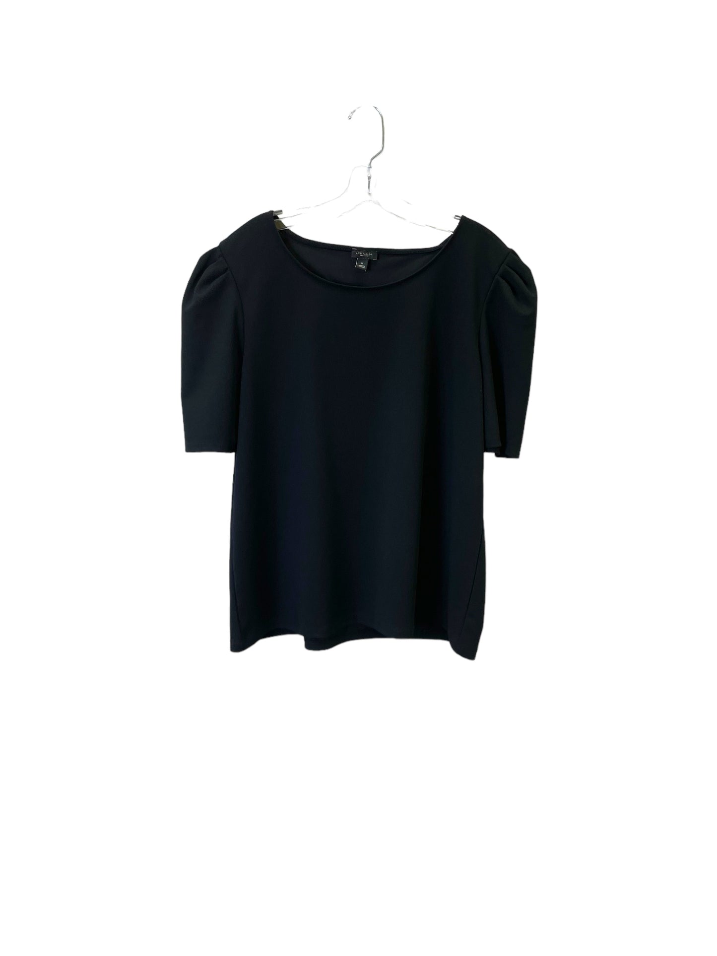 Black Top Short Sleeve By Ann Taylor, Size: Xl