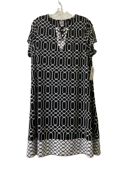 Black & White Dress Casual Short By Chicos, Size: L