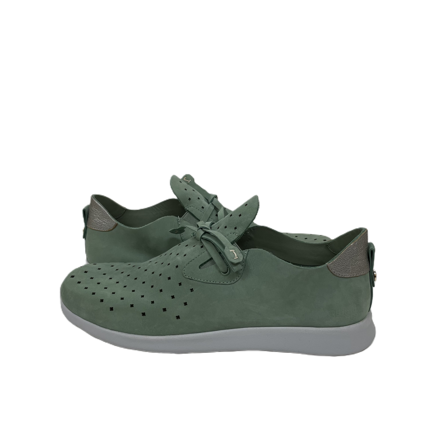 Green Shoes Athletic By Nurture, Size: 7.5