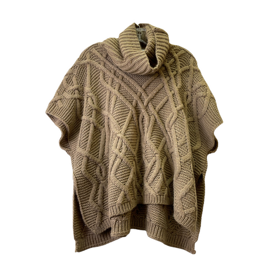 Sweater By Liz Claiborne In Tan, Size: Os