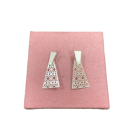 Earrings Dangle/drop By Kendra Scott