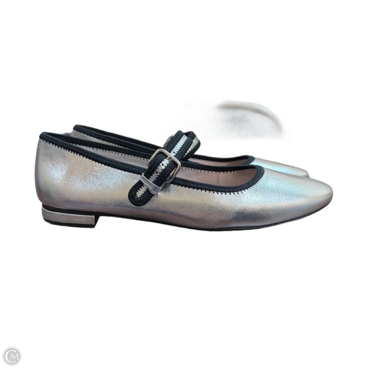Shoes Flats By Maeve In Silver, Size: 10