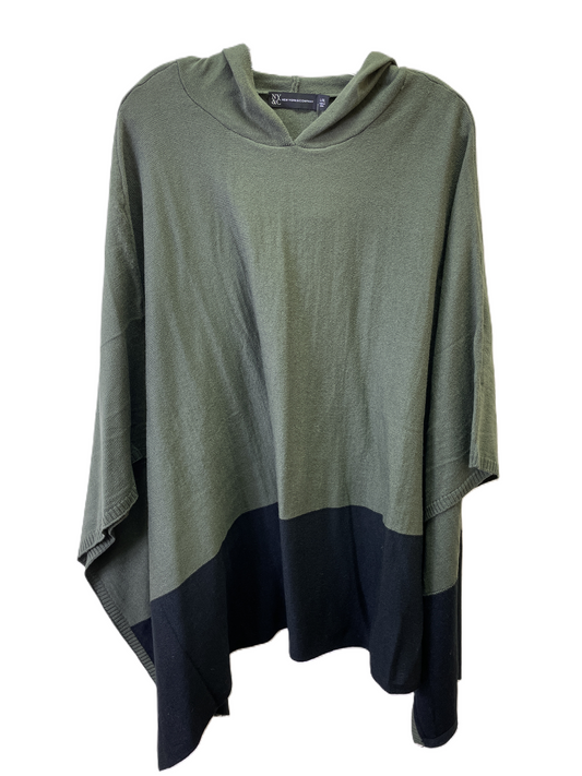 Poncho By New York And Co In Green, Size: Xl