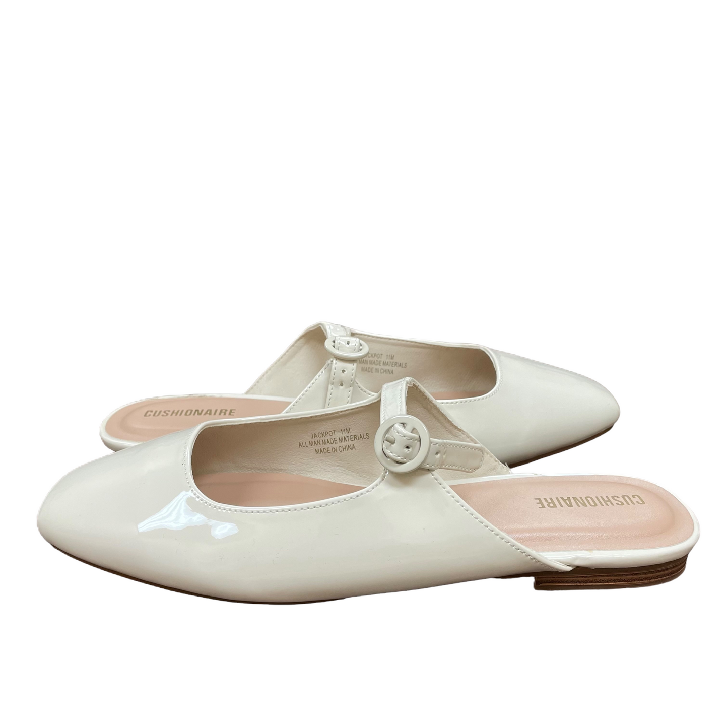 White Shoes Flats By Cushionaire, Size: 11