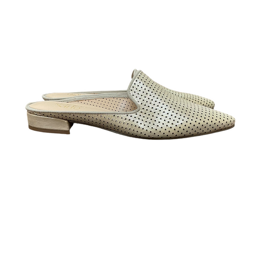 Gold Shoes Flats Mule & Slide By Franco Sarto, Size: 5.5