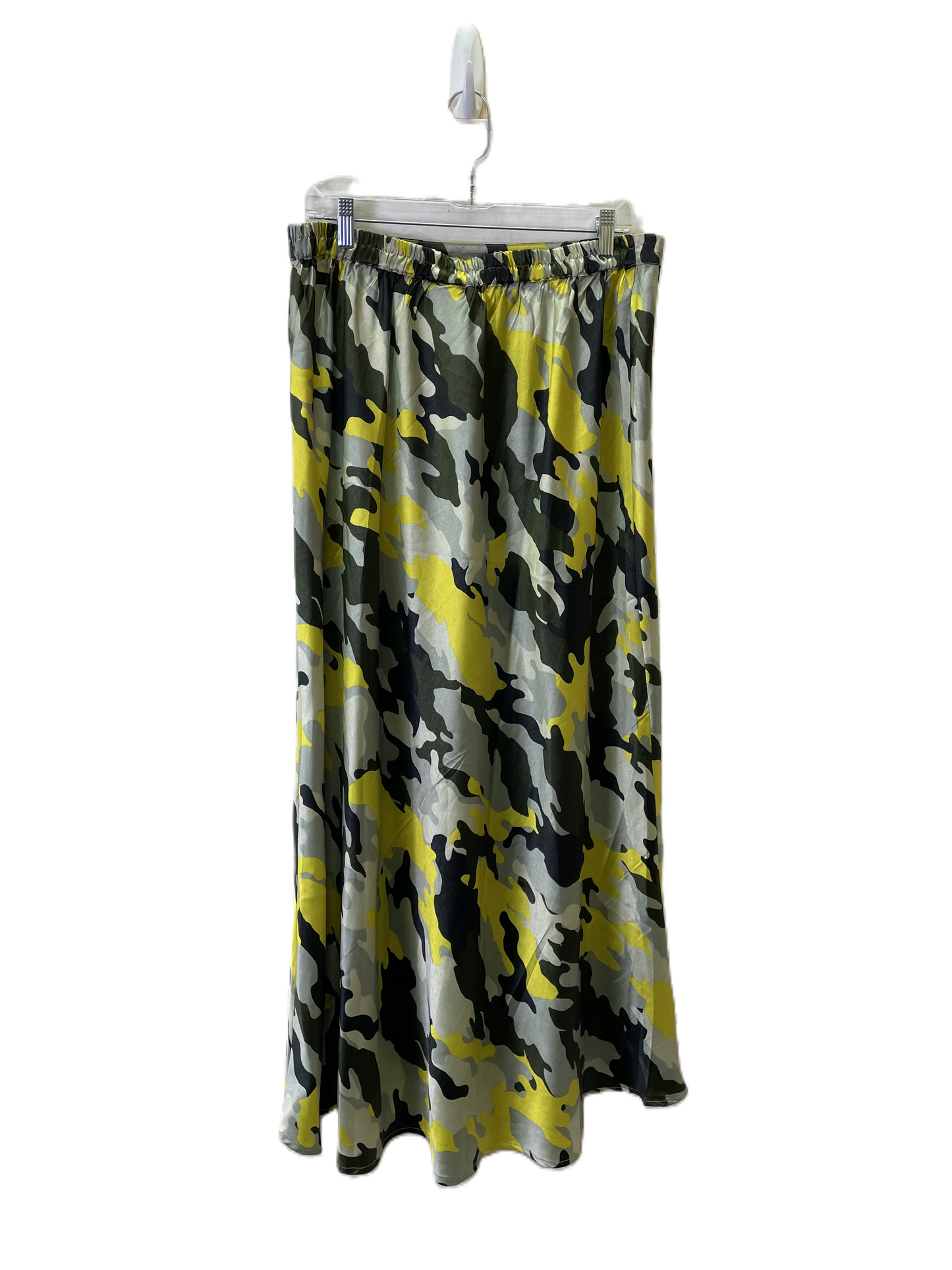 Skirt Maxi By Ashley Stewart In Camouflage Print, Size: 18