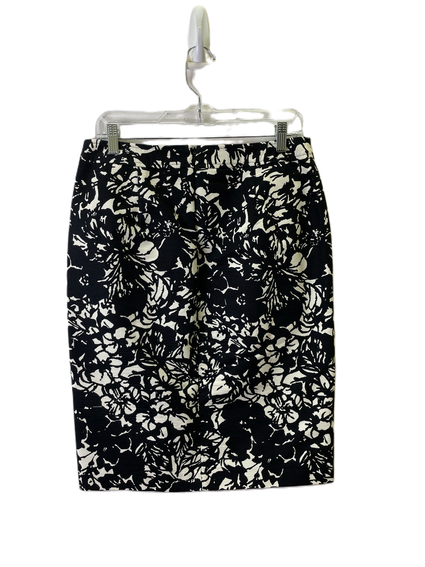 Skirt Mini & Short By Talbots In Black & Cream, Size: 6