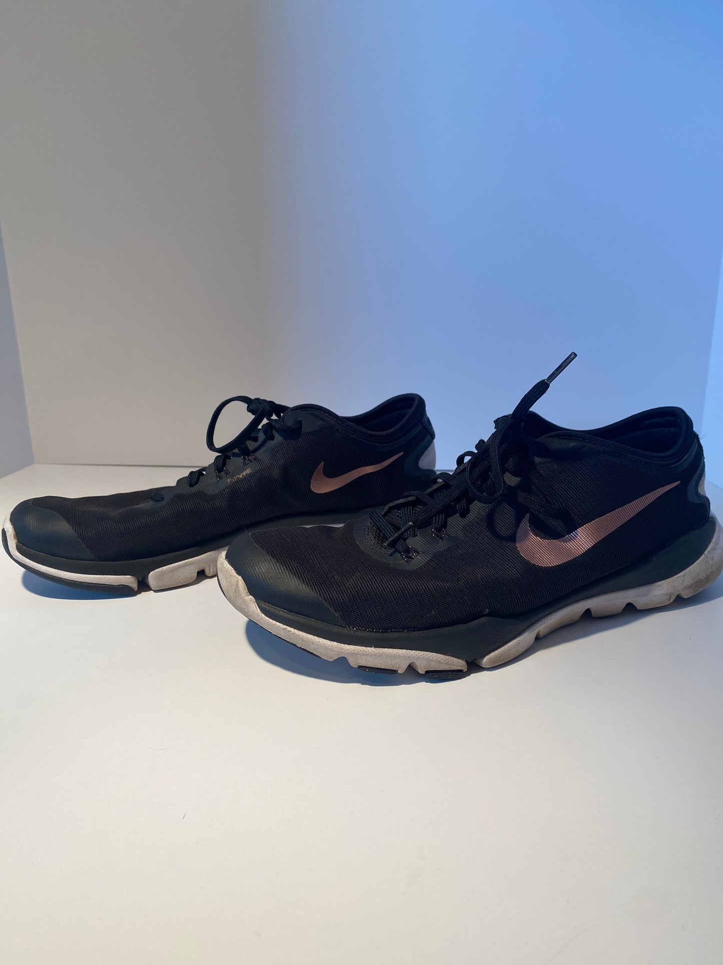 Shoes Athletic By Nike  Size: 11