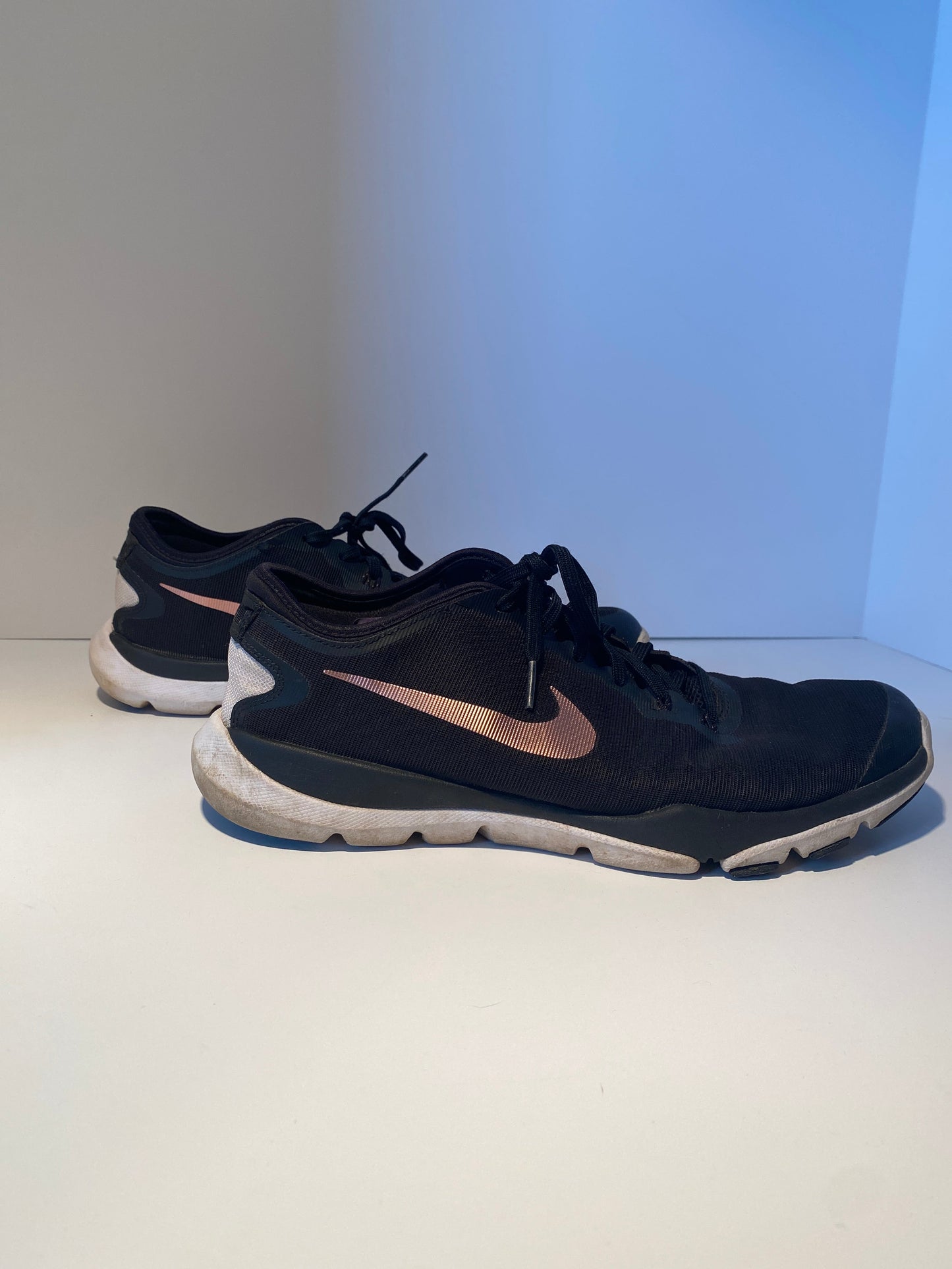 Shoes Athletic By Nike  Size: 11