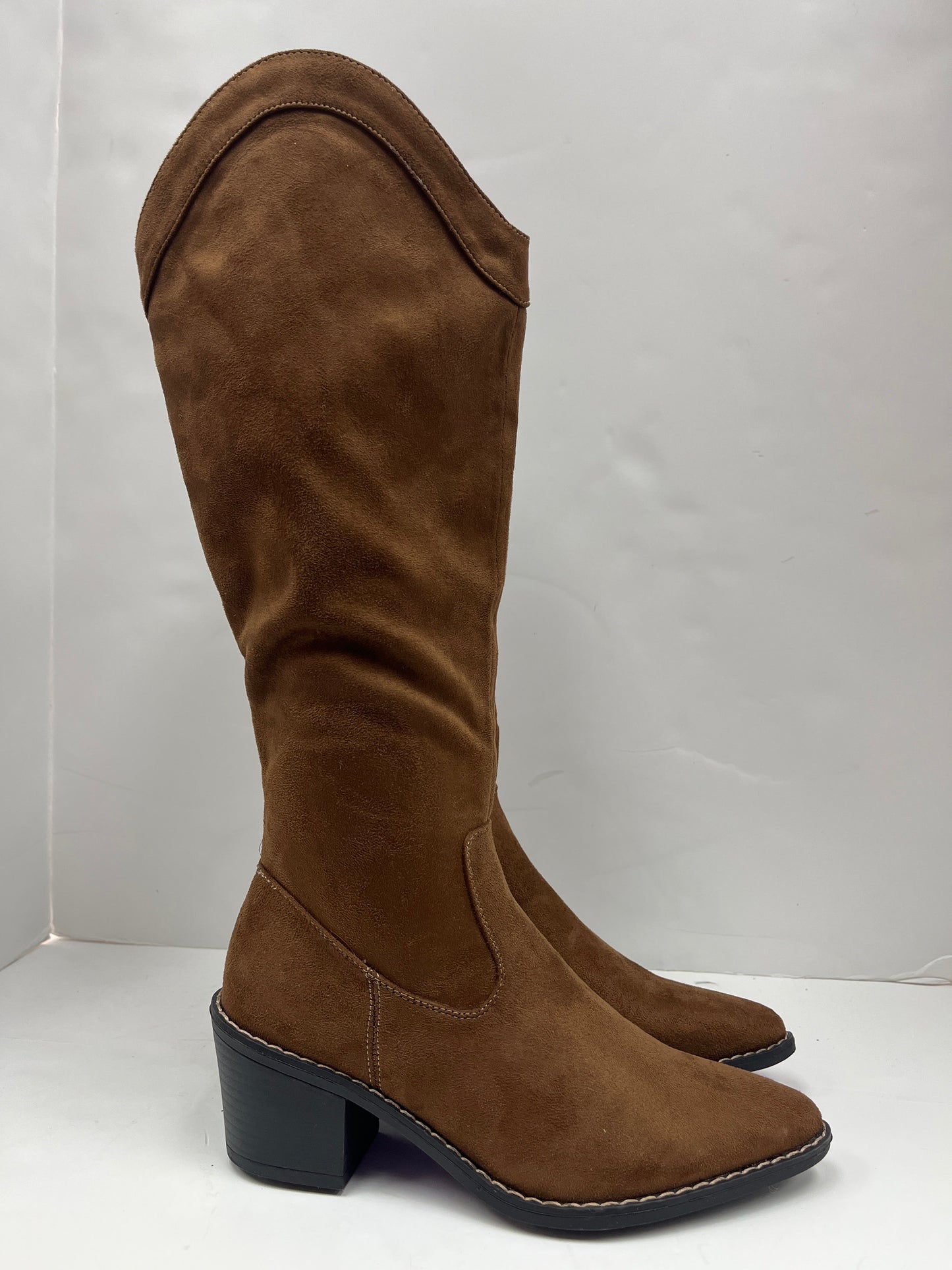 Boots Western By Clothes Mentor  Size: 6.5