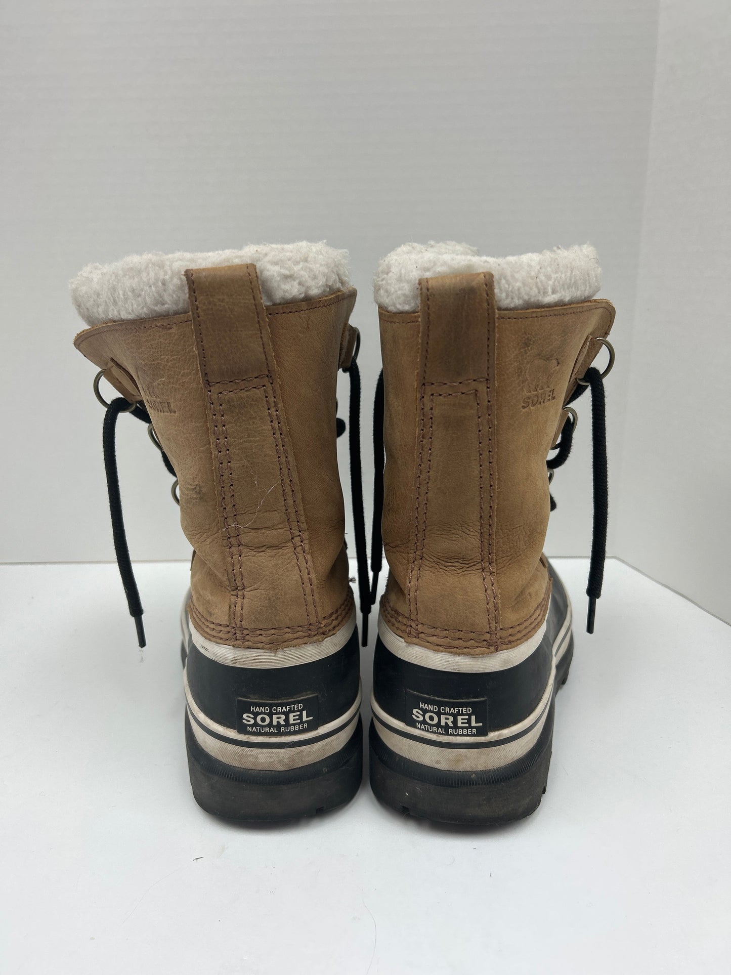 Boots Snow By Sorel  Size: 7