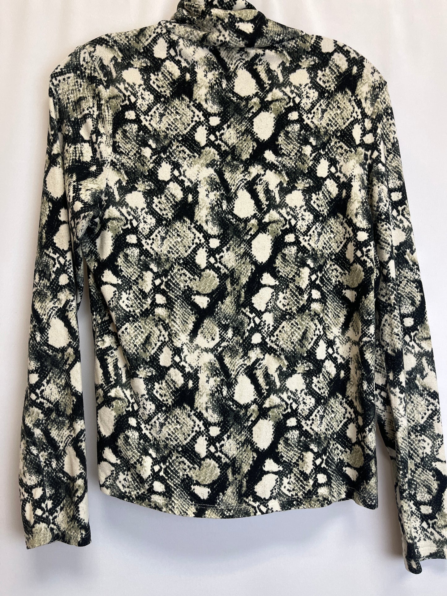 Top Long Sleeve By Primark  Size: M