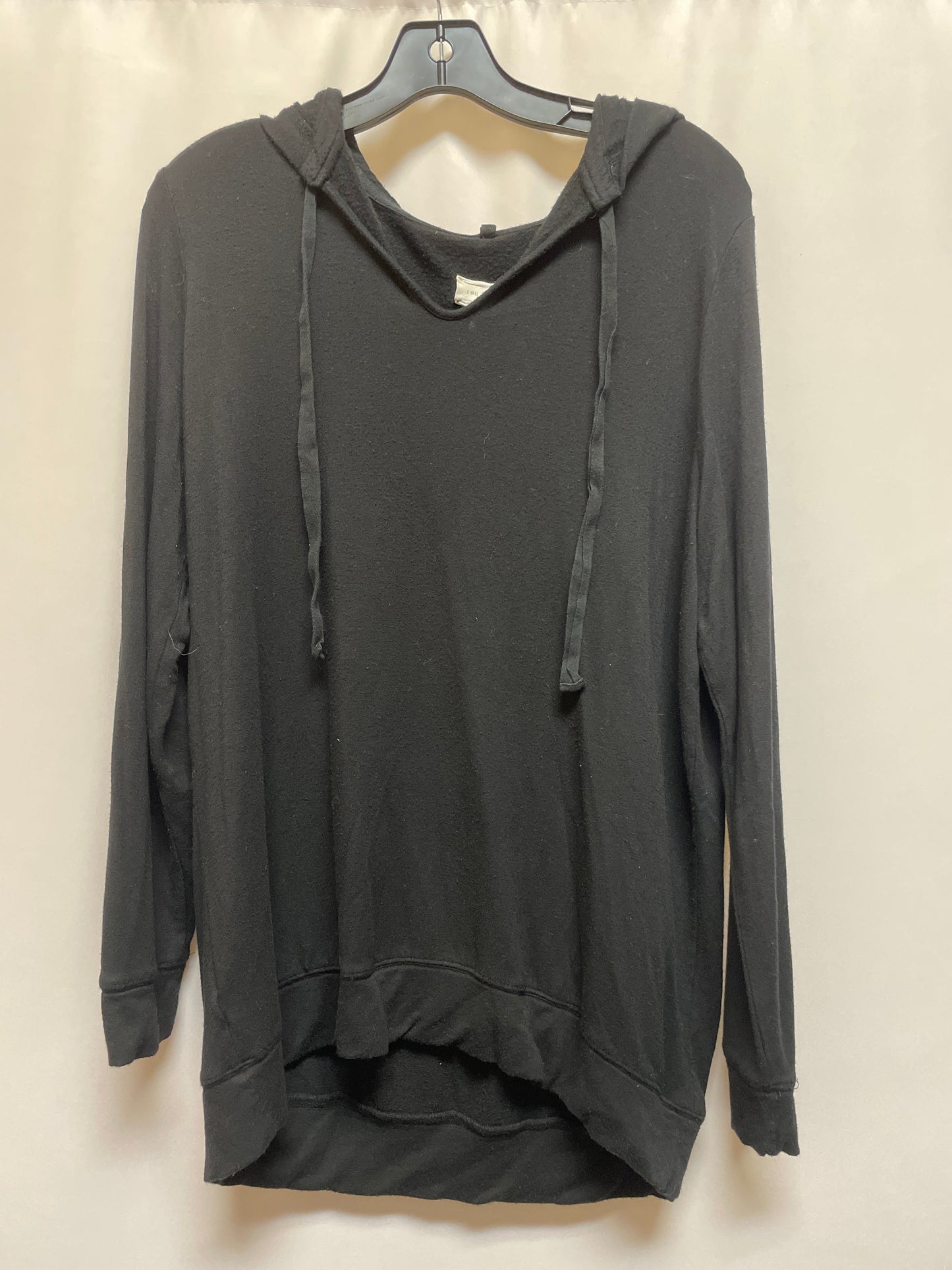 Top Long Sleeve By Lou And Grey  Size: M