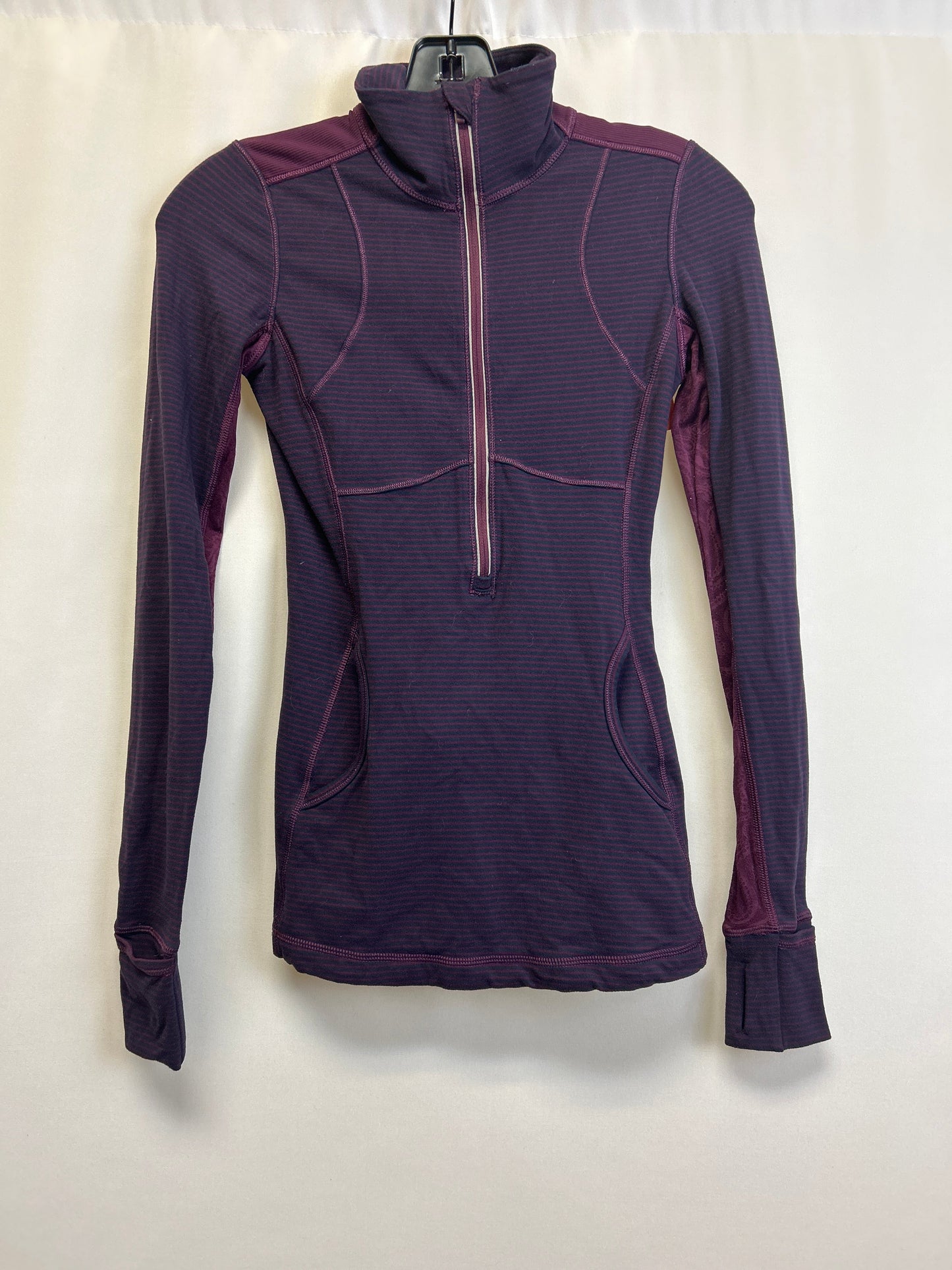 Athletic Top Long Sleeve Collar By Lululemon  Size: Xs