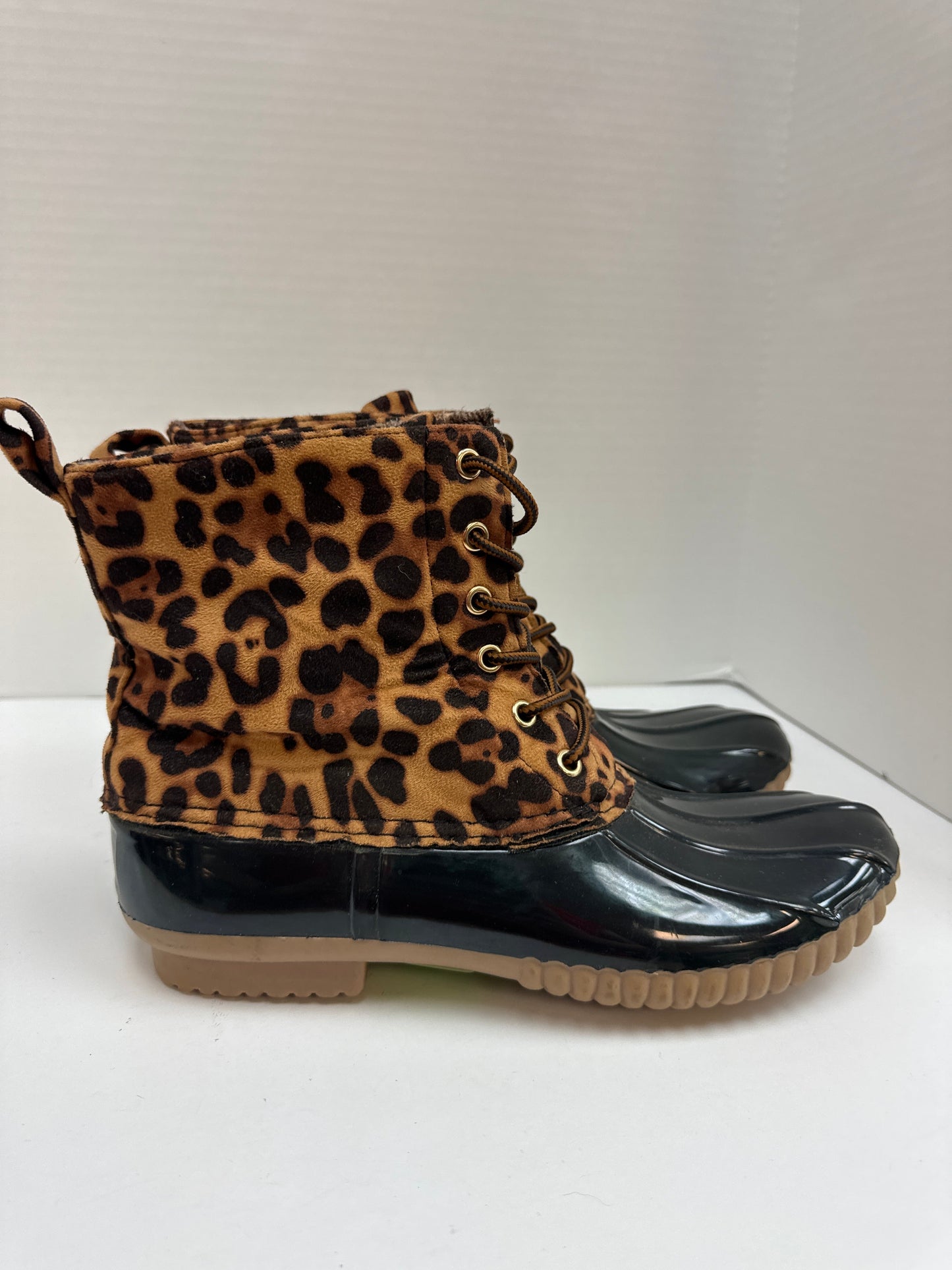 Boots Rain By Yoki  Size: 10