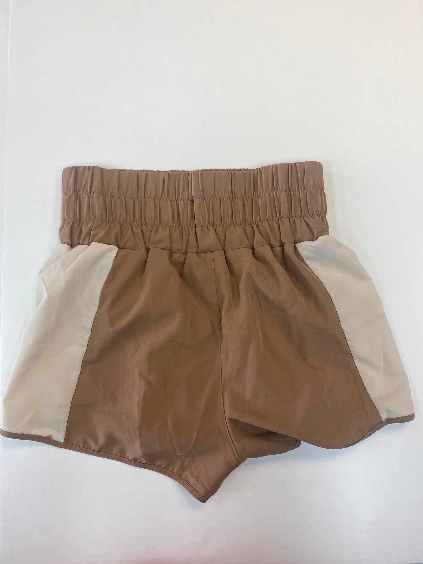 Shorts By Clothes Mentor  Size: M