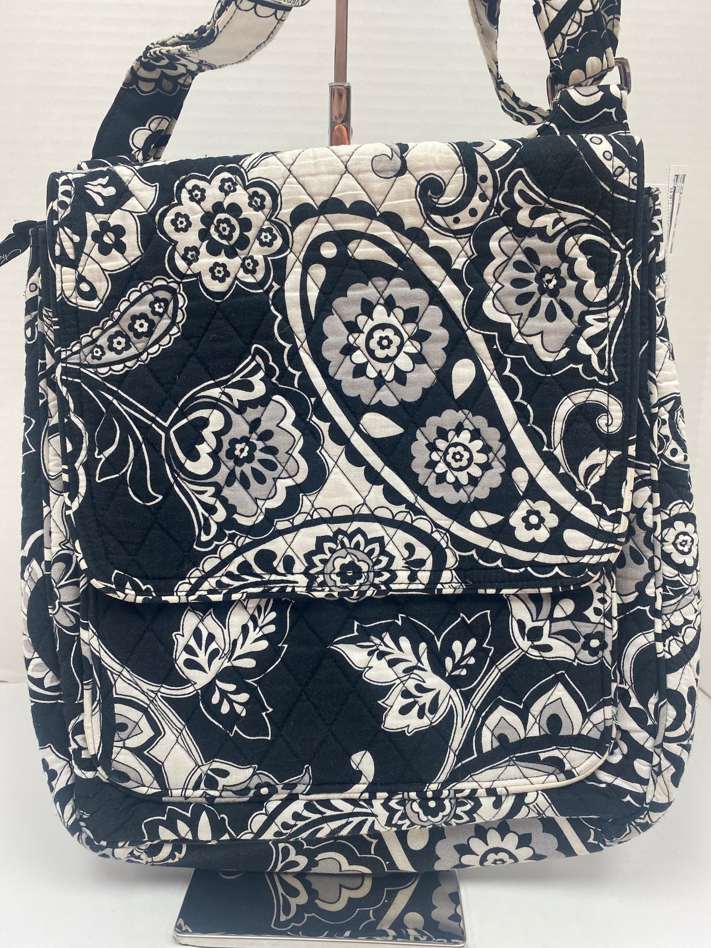 Crossbody By Vera Bradley  Size: Large