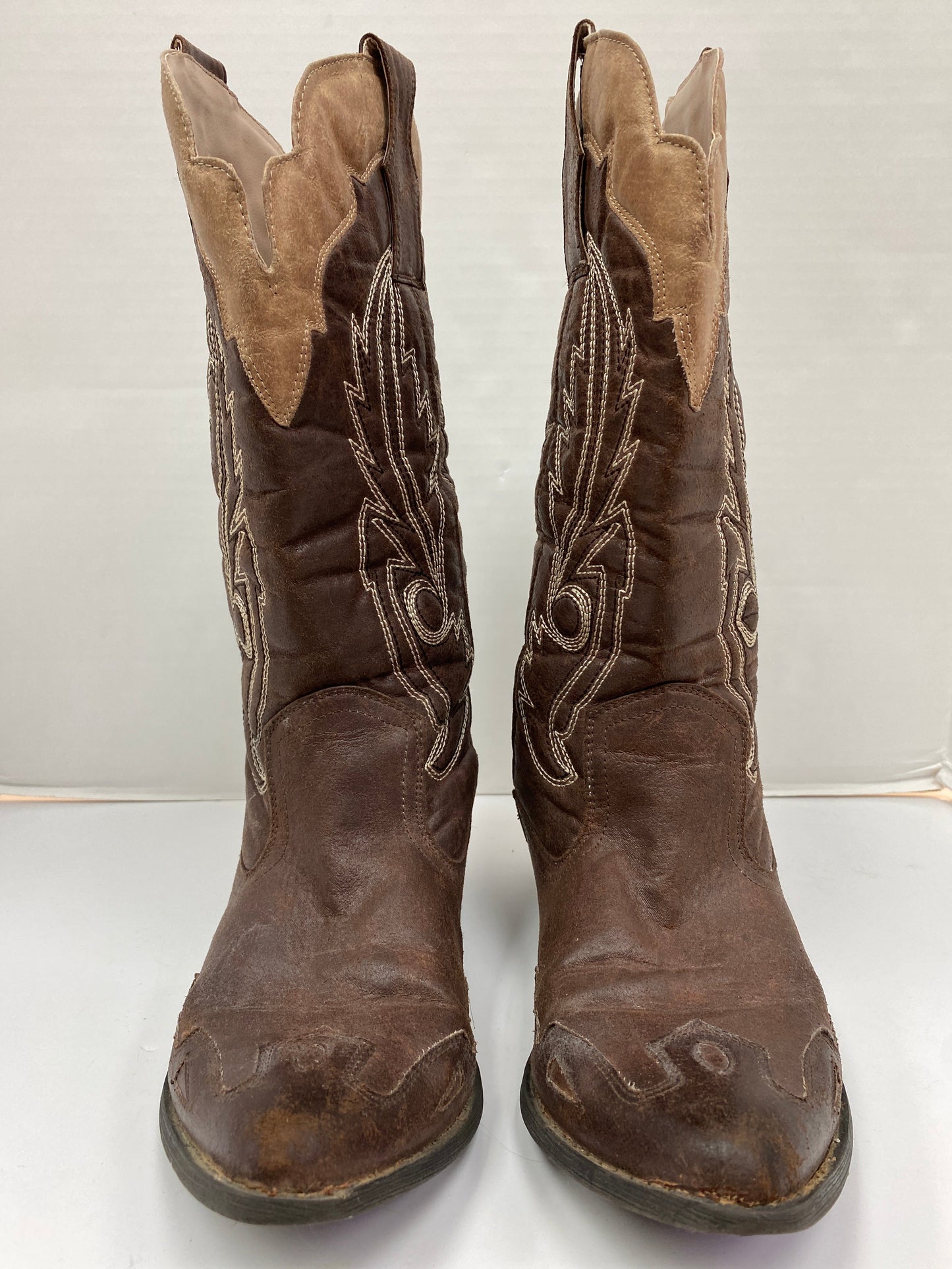 Boots Western By Coconuts  Size: 10