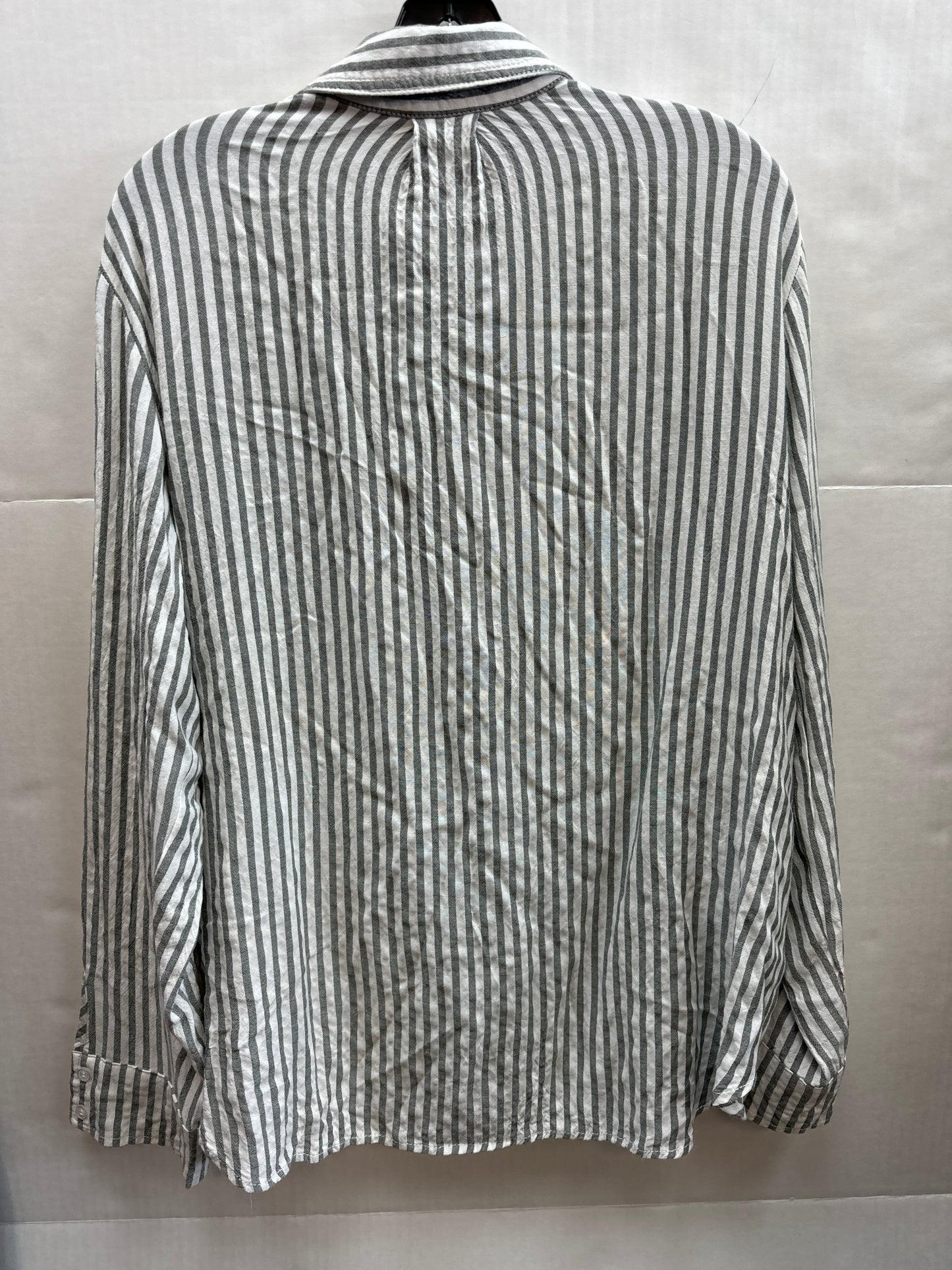 Top Long Sleeve By Max Studio  Size: L