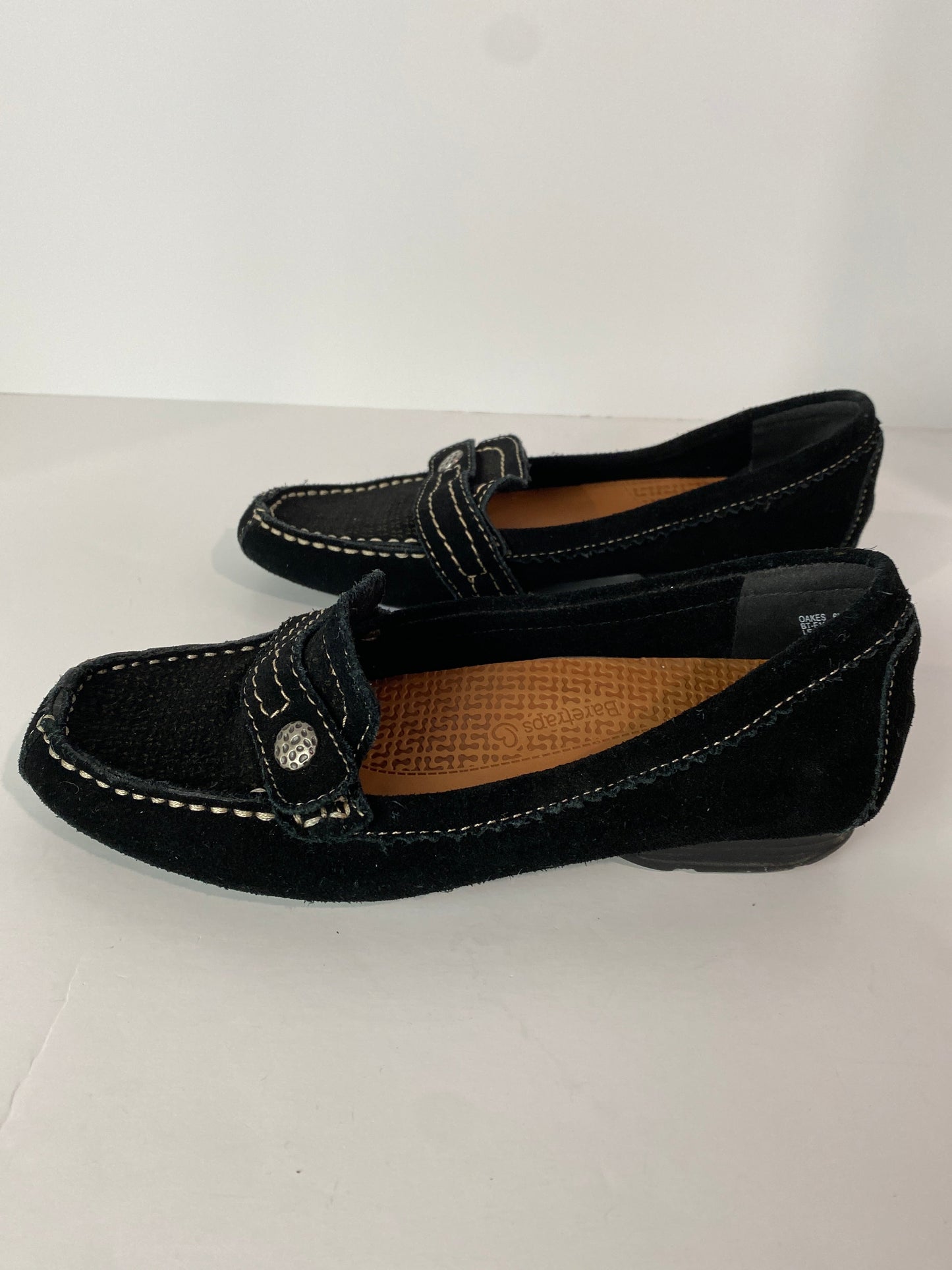 Black Shoes Flats Bare Traps, Size 6