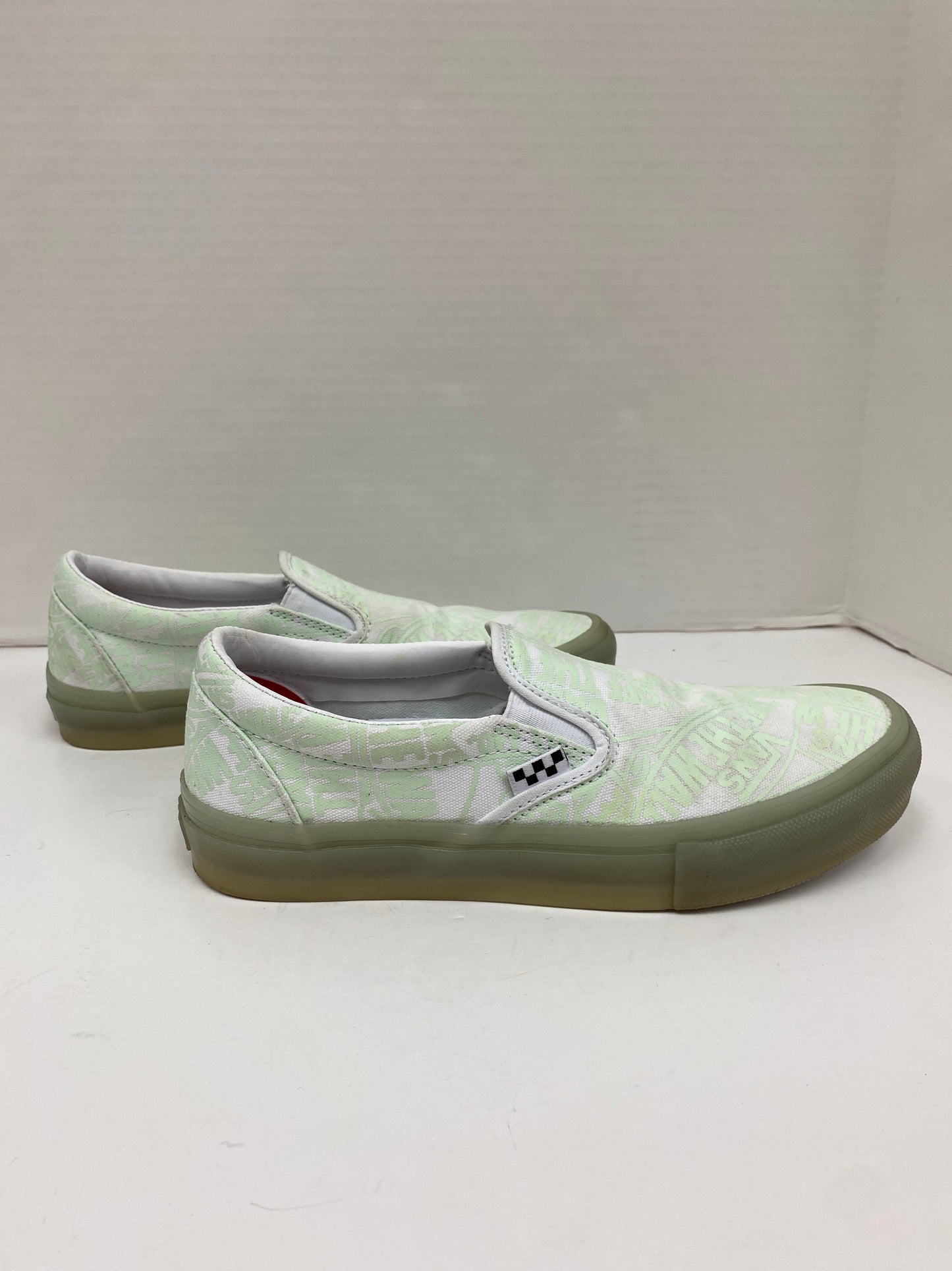 Green Shoes Sneakers Vans, Size 9