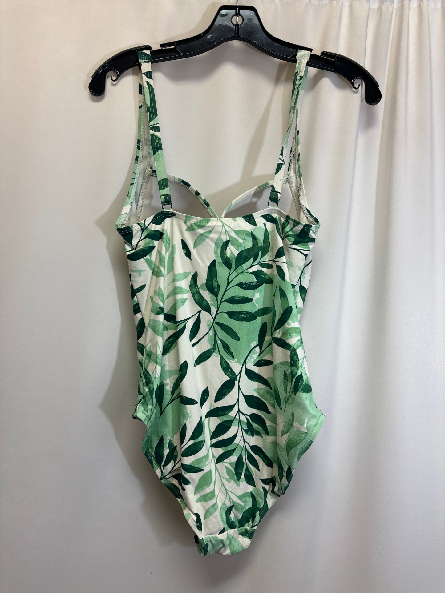 Green Swimsuit Clothes Mentor, Size M