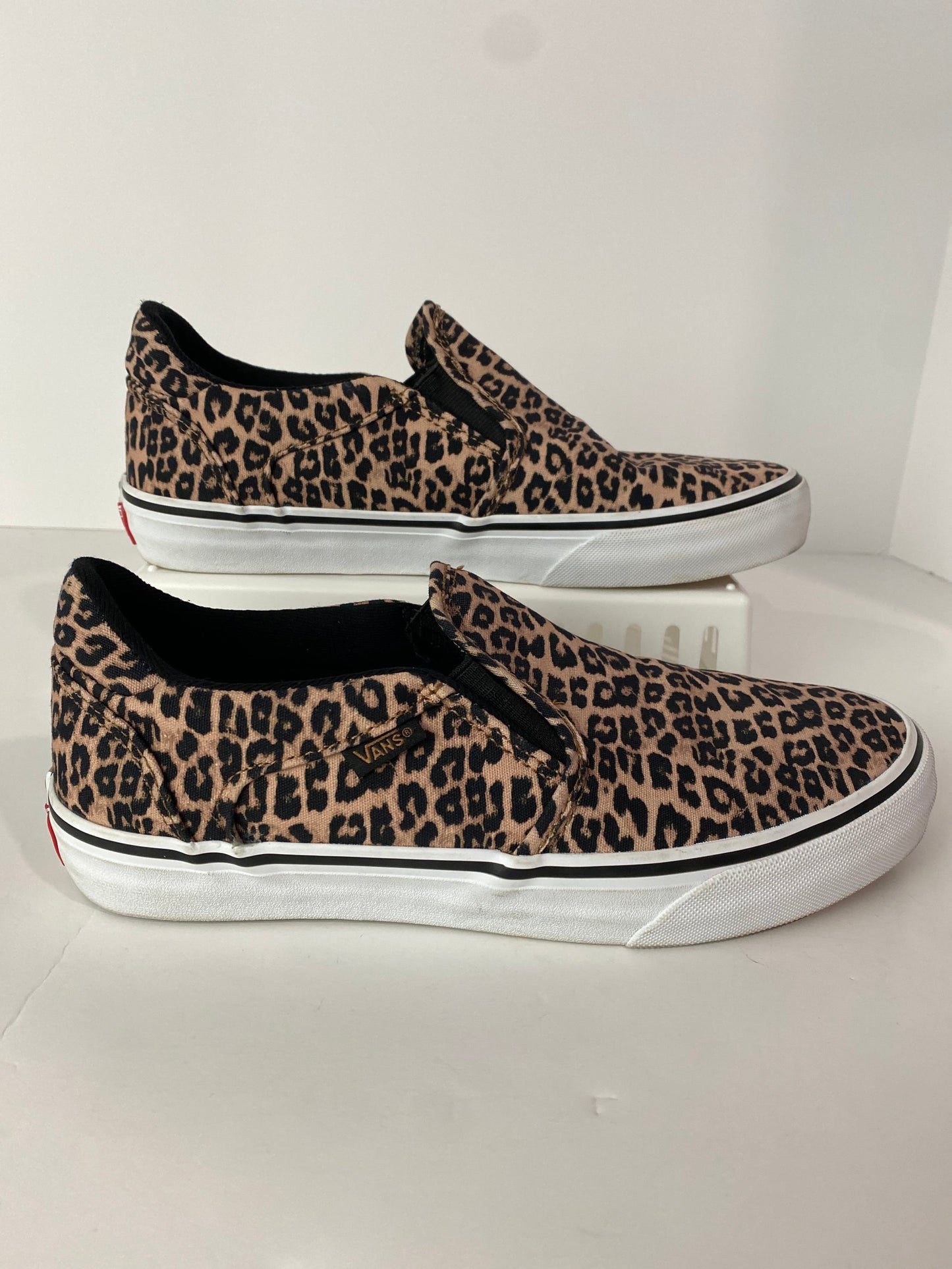 Animal Print Shoes Sneakers Vans, Size 9.5