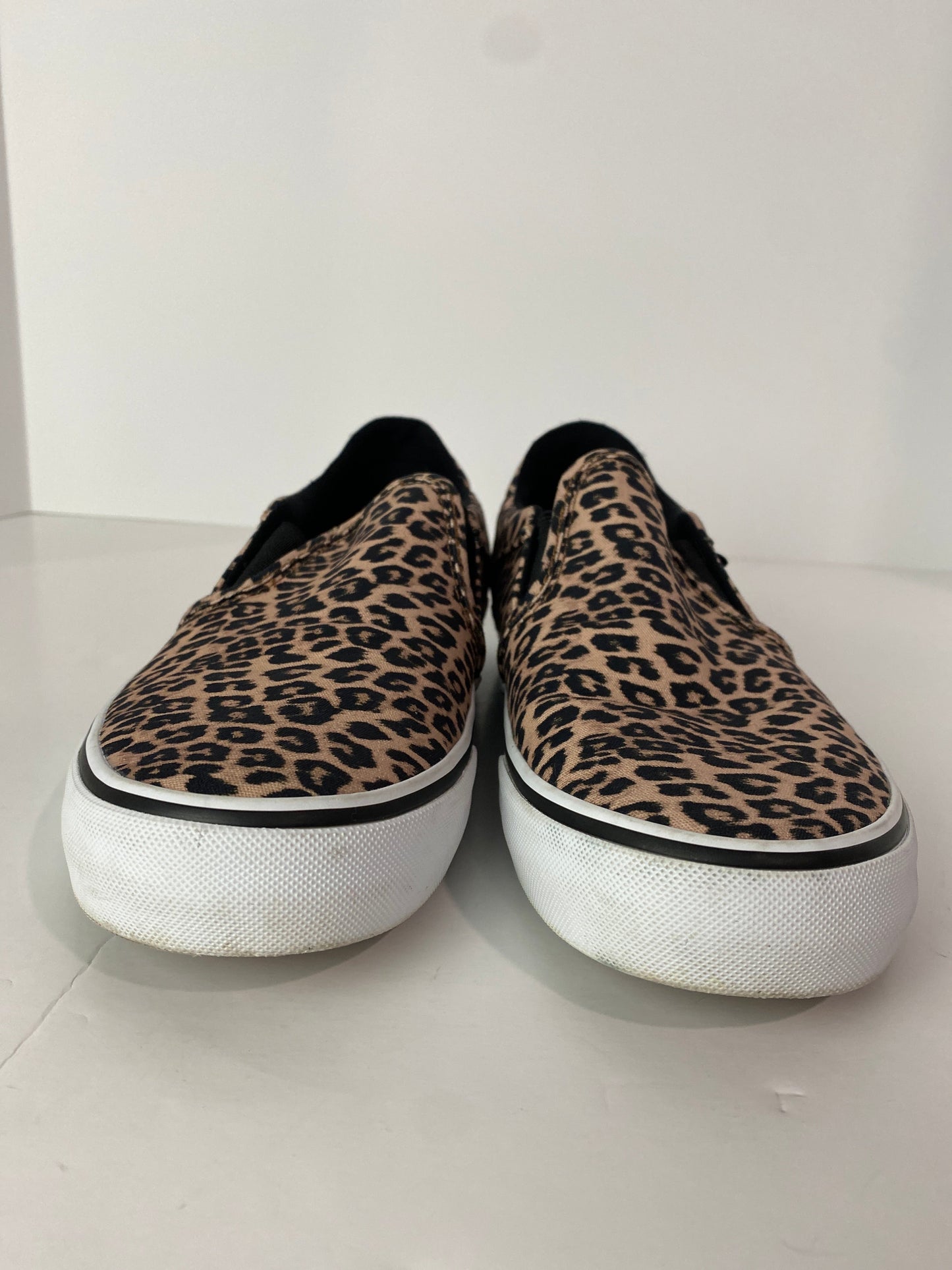 Animal Print Shoes Sneakers Vans, Size 9.5