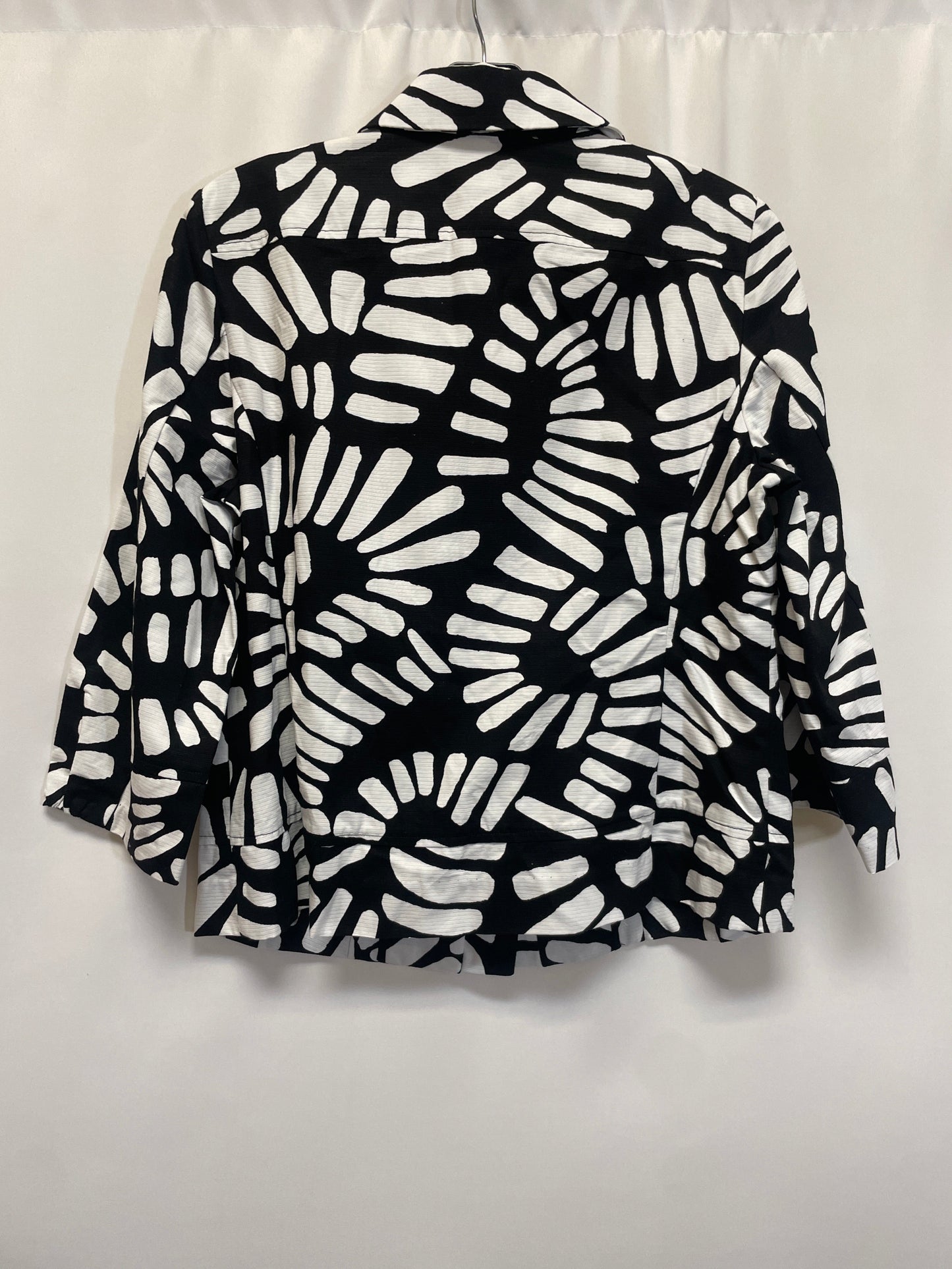 Black & White Blazer Chicos, Size M