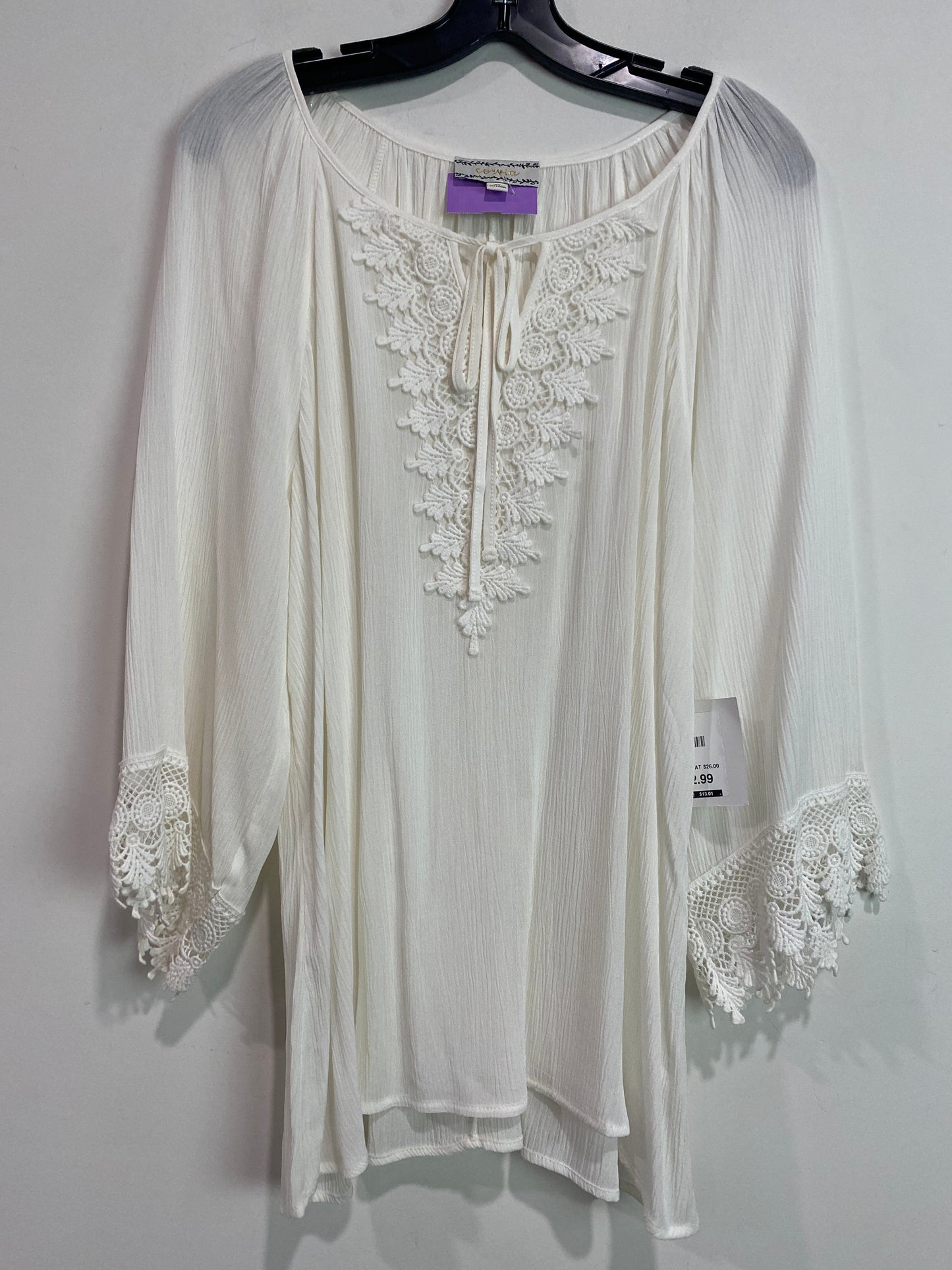 White Top Long Sleeve Clothes Mentor, Size Xl