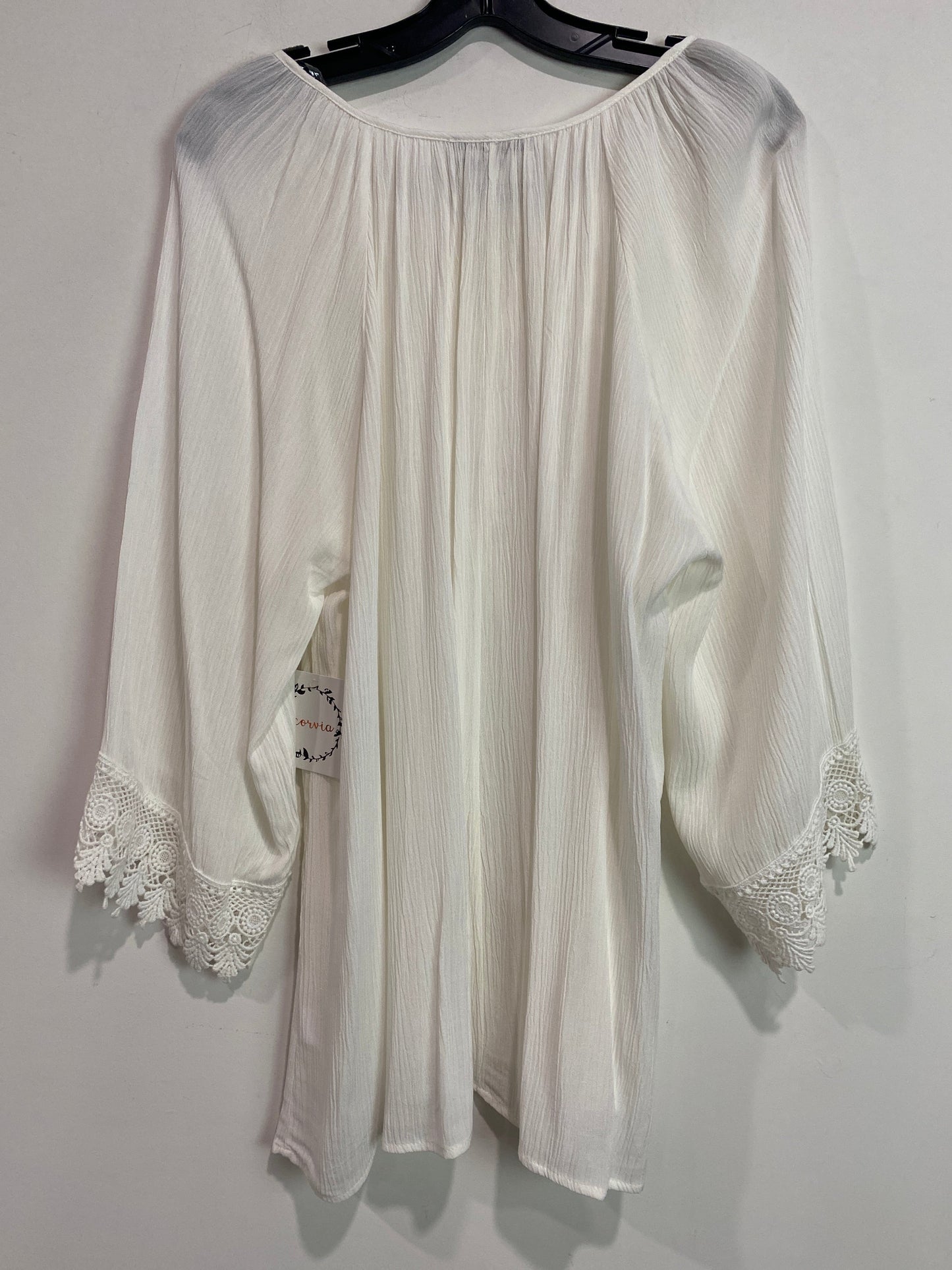 White Top Long Sleeve Clothes Mentor, Size Xl