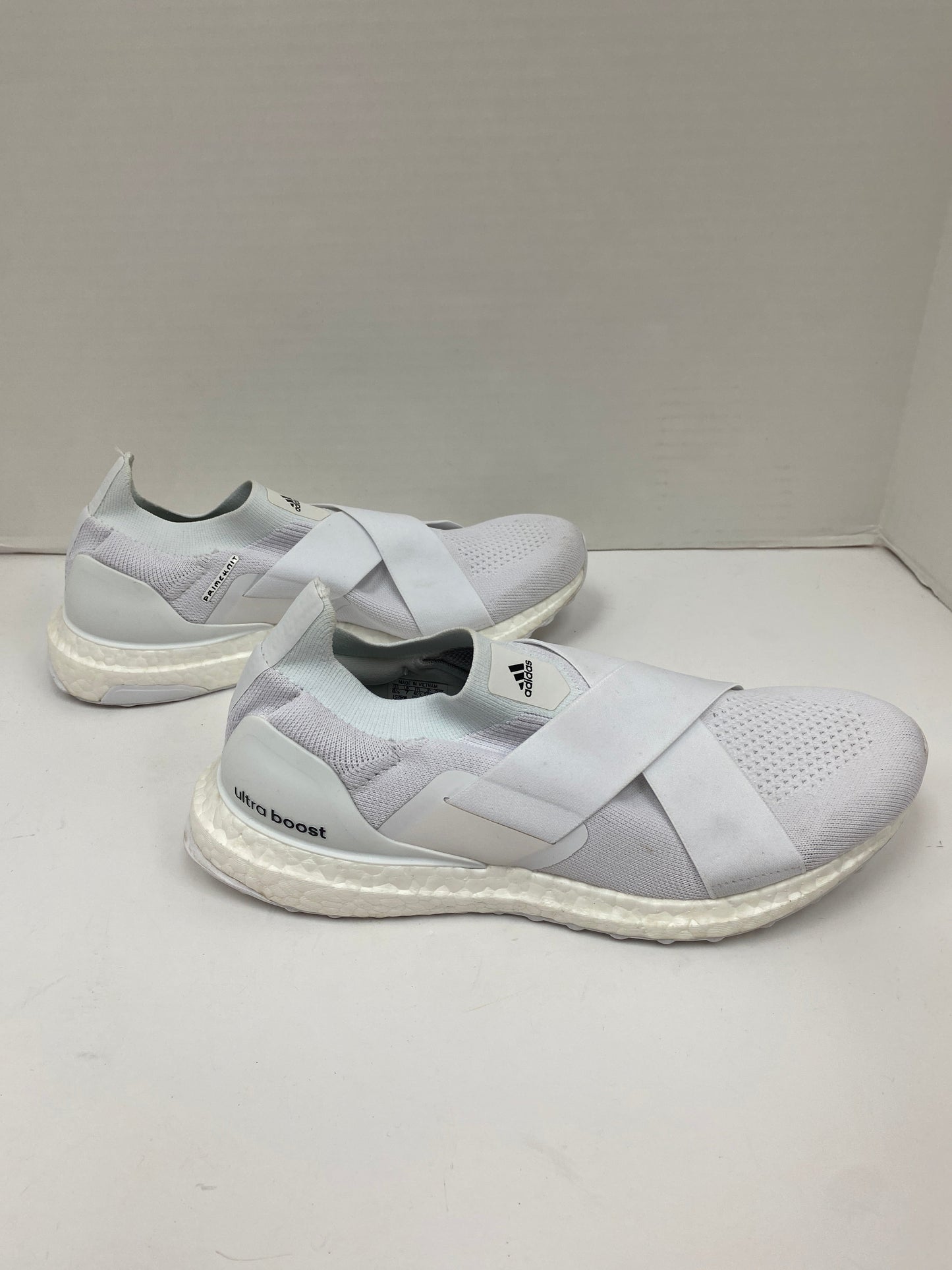 White Shoes Athletic Adidas, Size 8.5