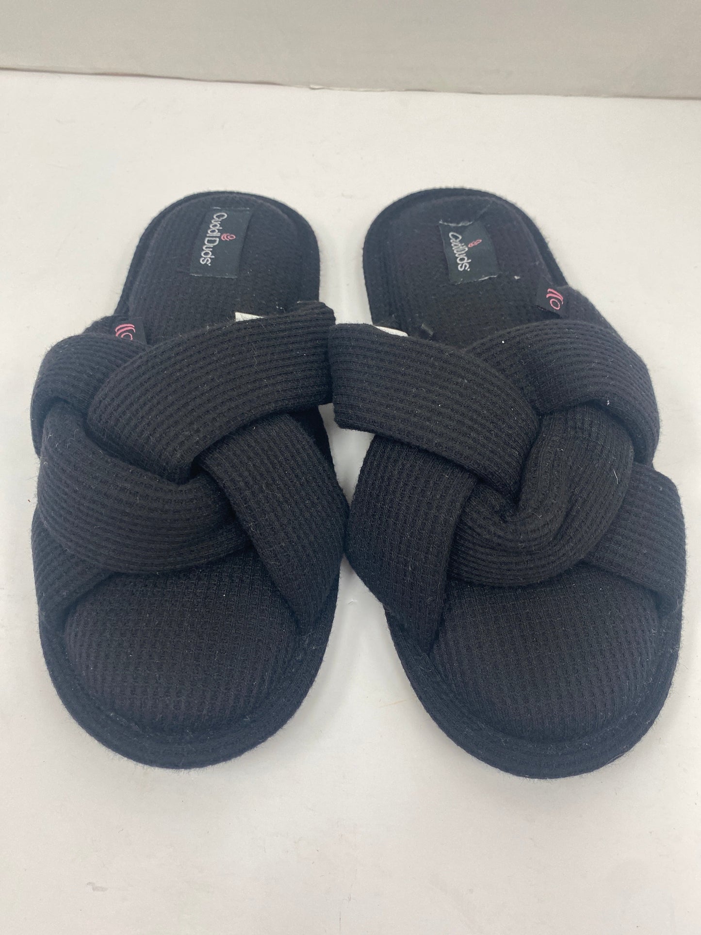 Black Slippers Cuddl Duds, Size 5