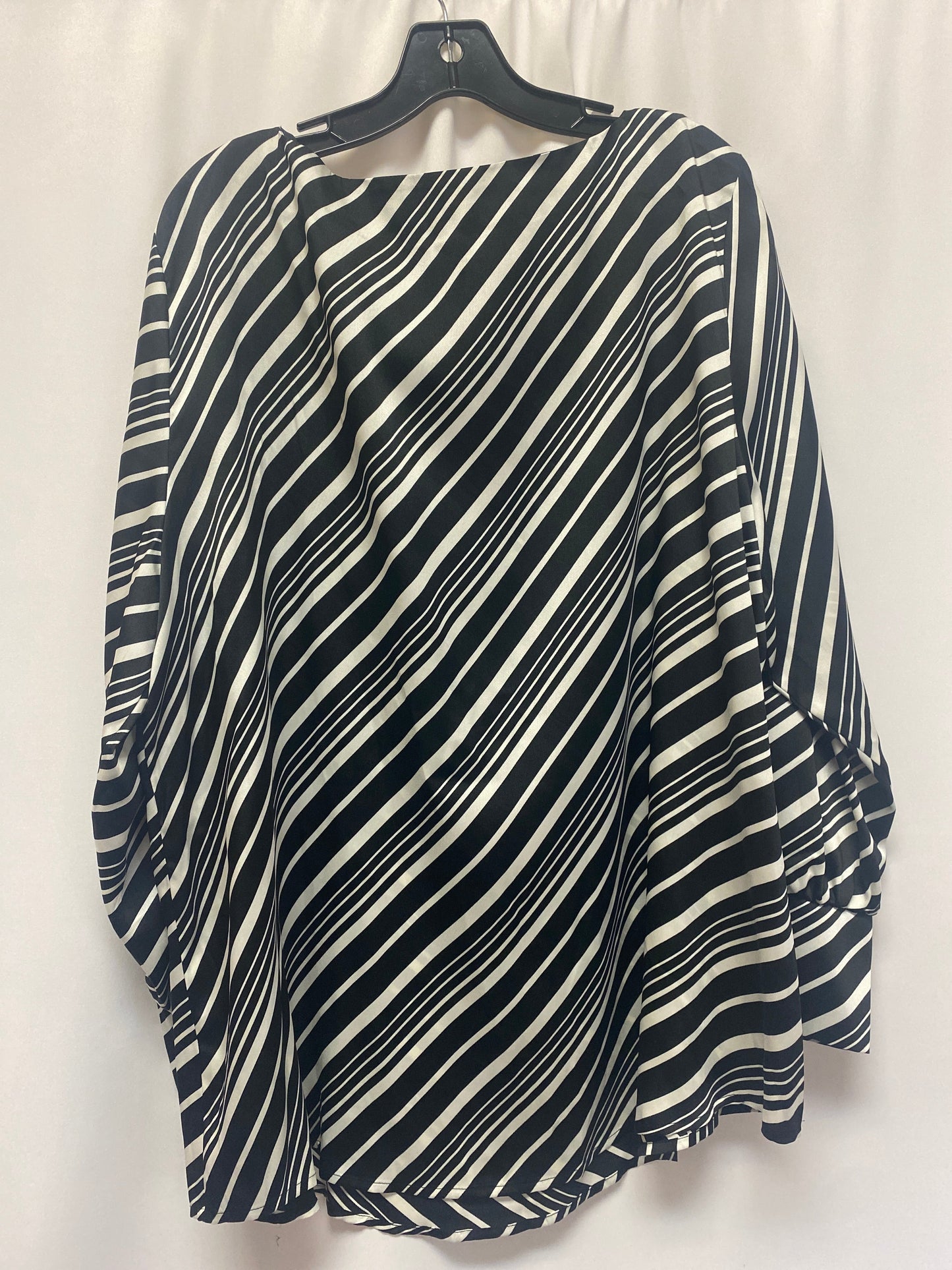 Black & White Top Long Sleeve Chicos, Size Xxl