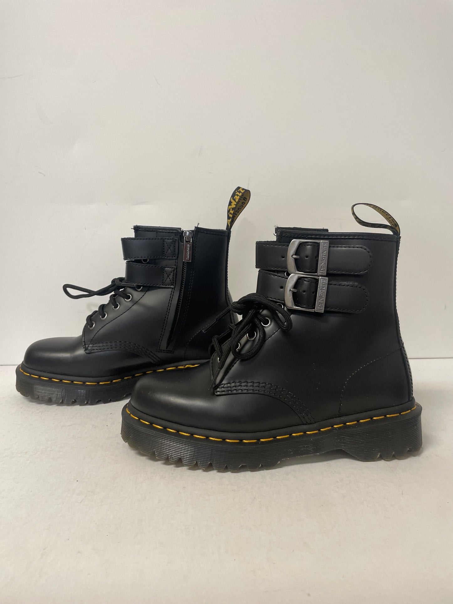 Boots Ankle Flats By Dr Martens In Black, Size: 8