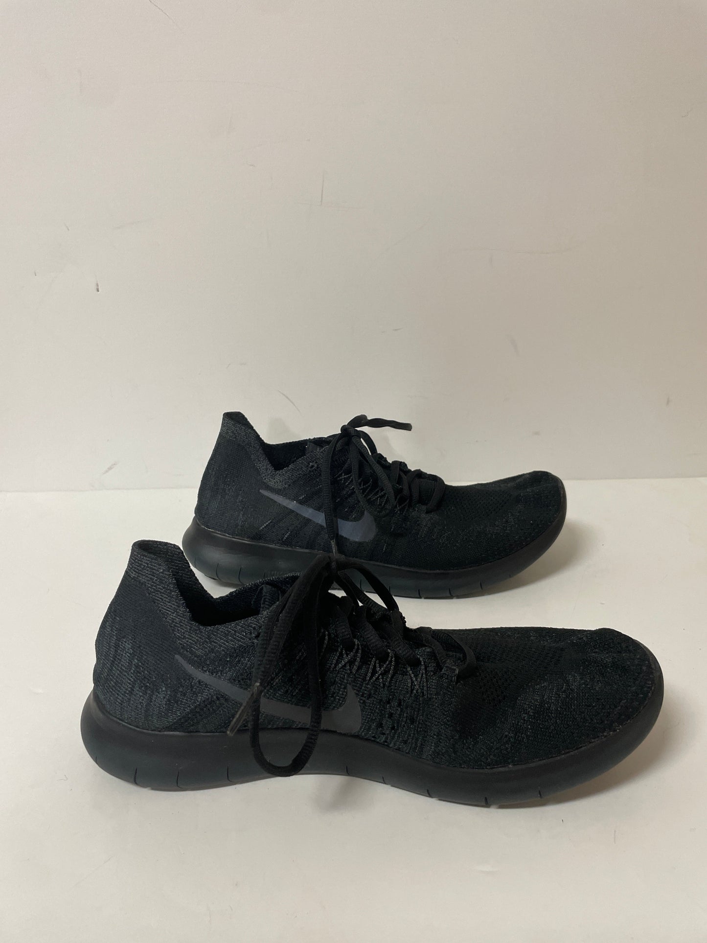 Shoes Athletic By Nike In Black, Size: 9