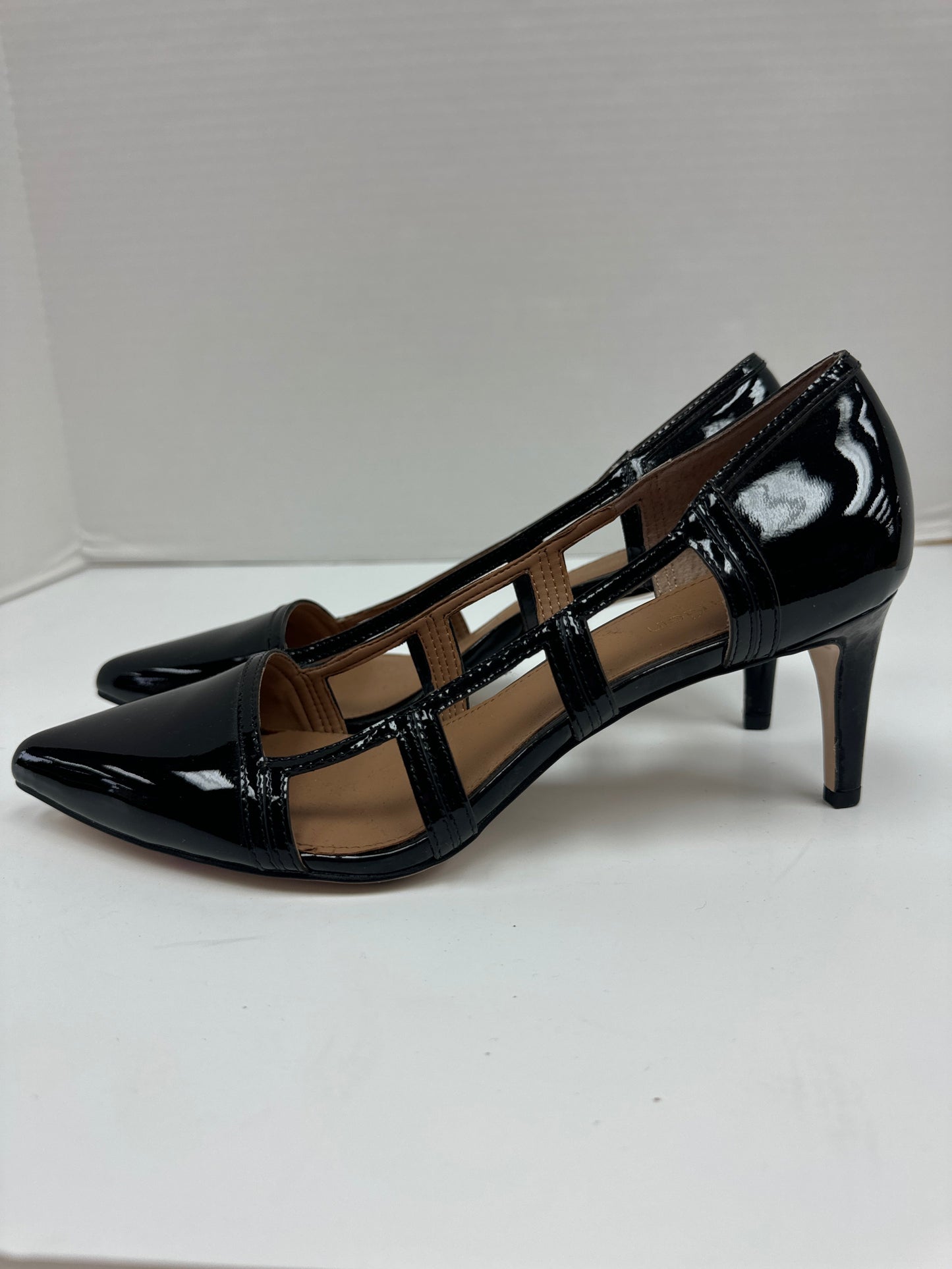 Shoes Heels Kitten By Calvin Klein In Black, Size: 6