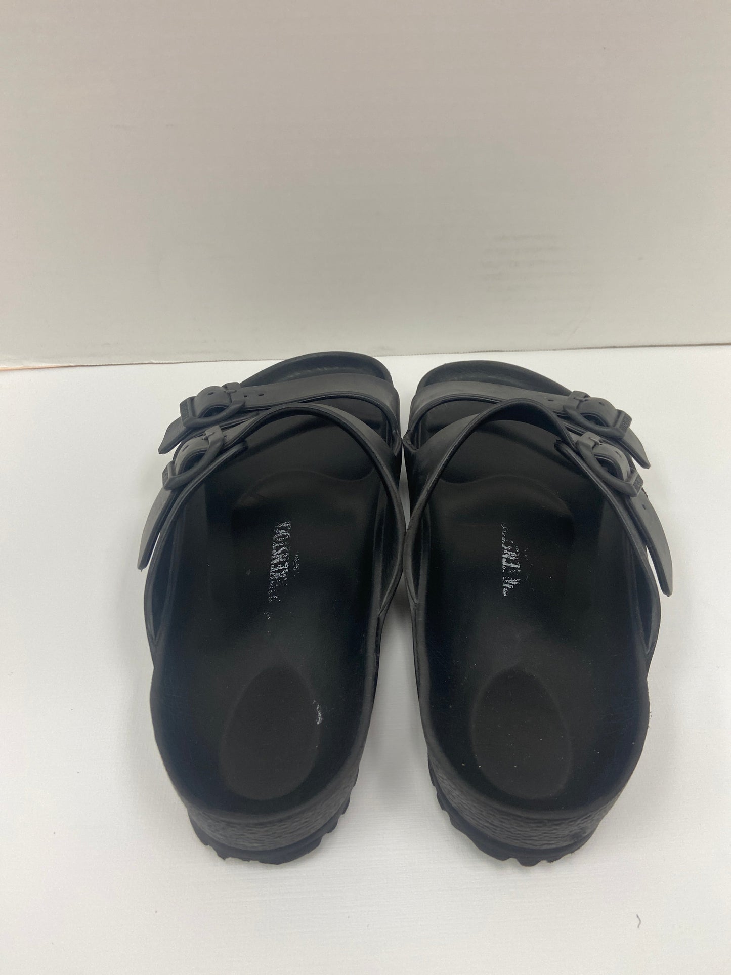 Sandals Flats By Birkenstock In Black, Size: 11.5