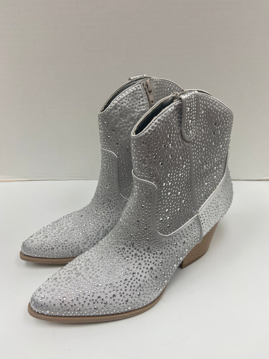 Boots Western By Qupid In Silver, Size: 8.5