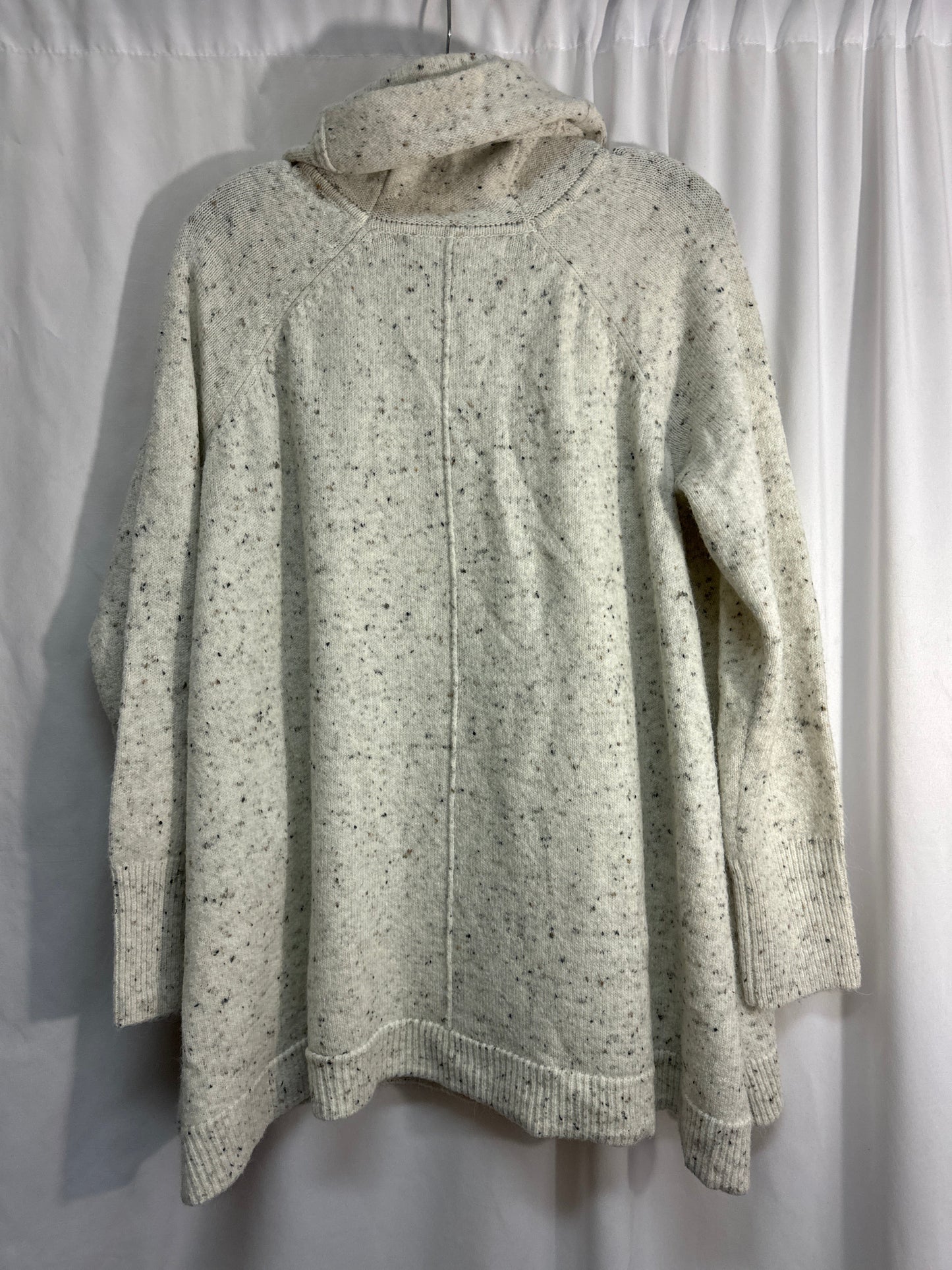 Sweater By Max Studio In Cream, Size: 1x