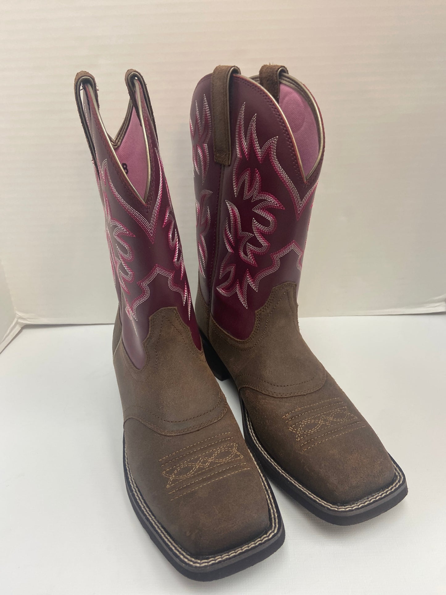 Boots Western By Ariat In Purple, Size: 10