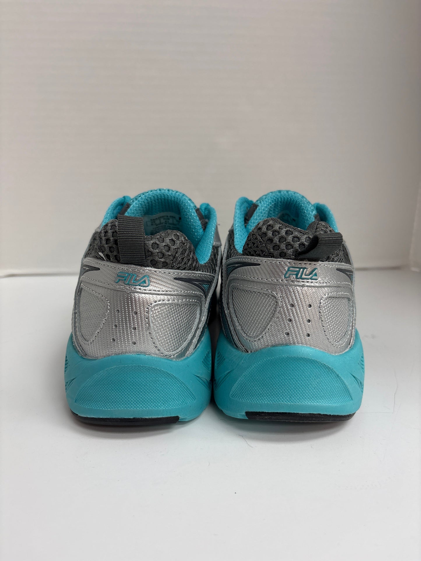 Shoes Athletic By Fila In Teal, Size: 9.5