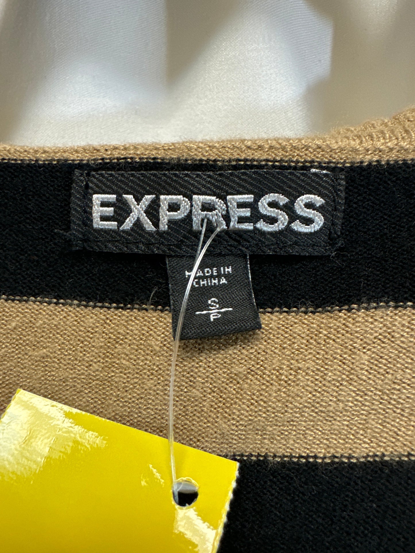 Top Short Sleeve By Express In Brown, Size: S