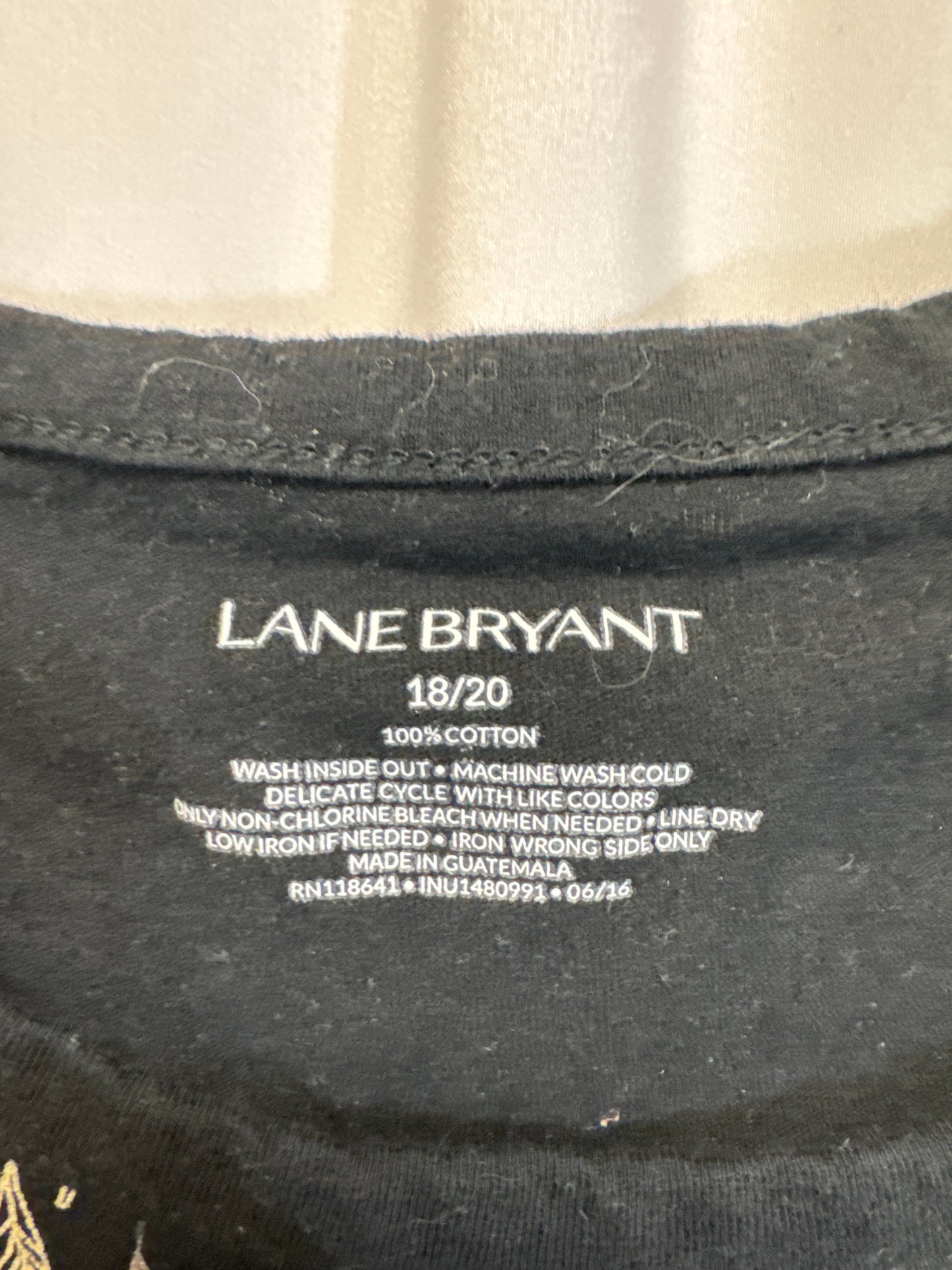 Top Long Sleeve By Lane Bryant In Black, Size: 1x