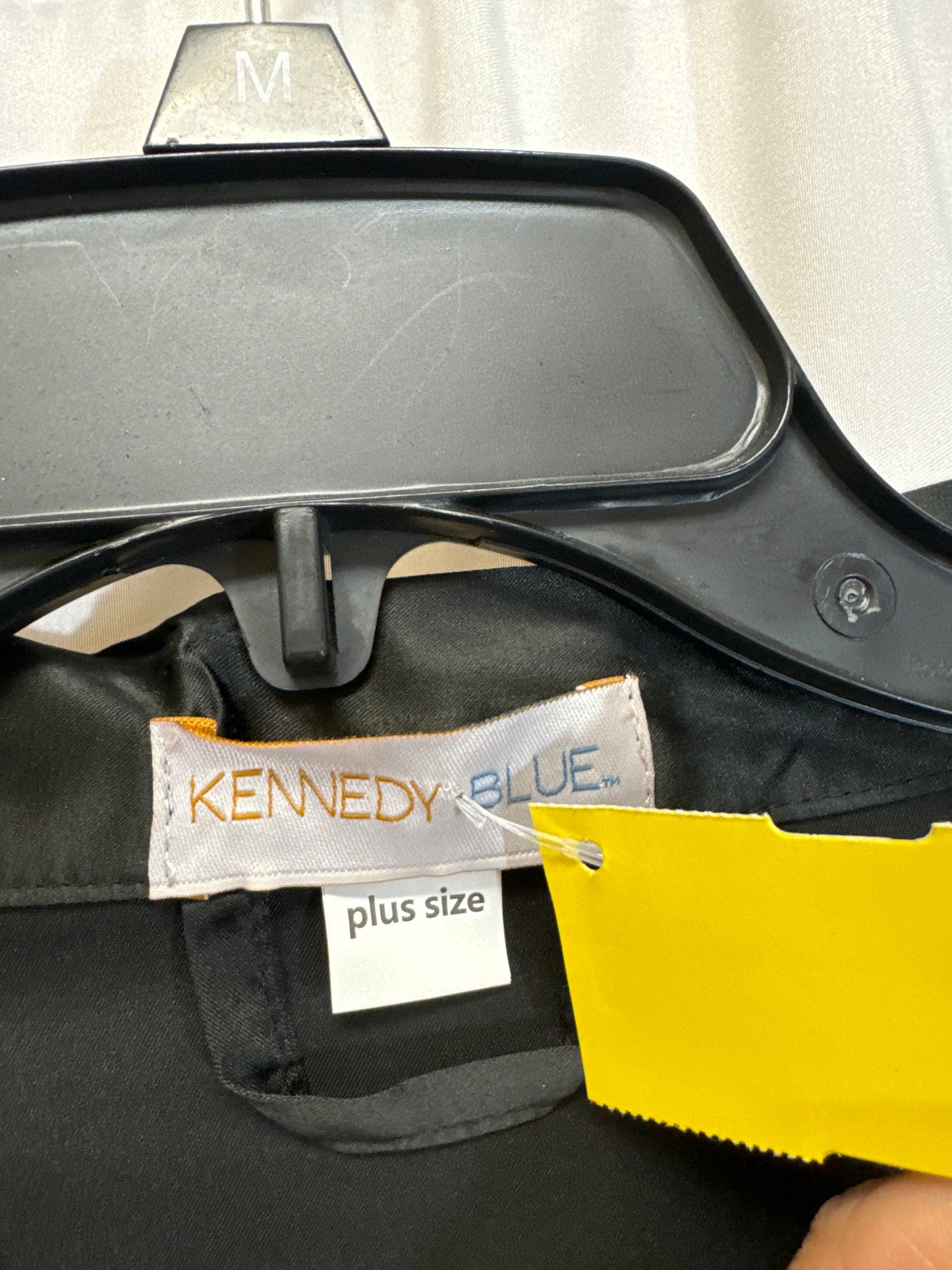 Robe By Clothes Mentor In Black, Size: Plus Size