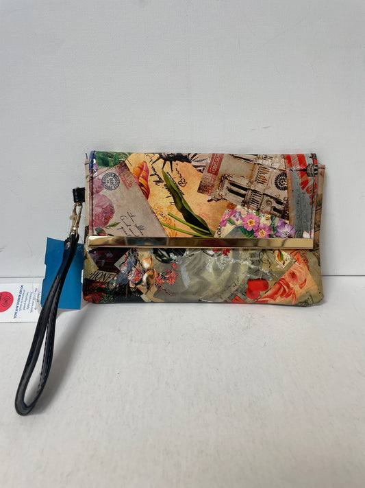 Wristlet By Clothes Mentor, Size: Medium